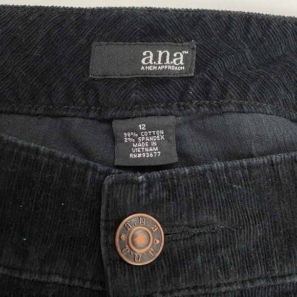 a.n.a Bootcut Women's size 12 Black Corduroy Pants - Picture 3 of 3